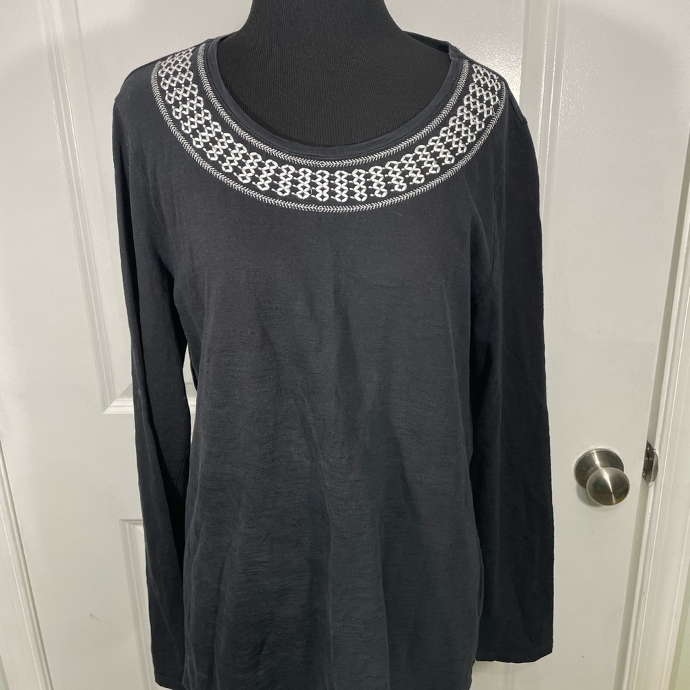 Coldwater Creek Black Long Sleeve Top with White Detailing M 10-12 CB-101